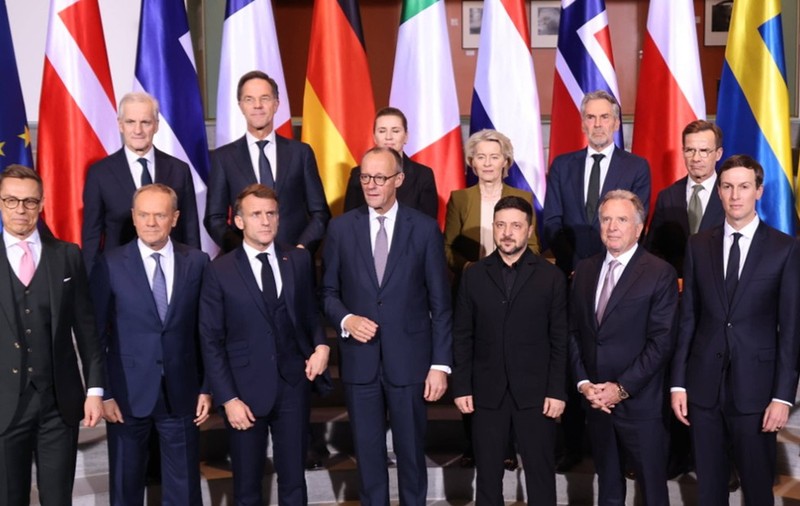 Europenii propun desfășurarea unei „forțe multinaționale” în Ucraina, cu sprijinul SUA, pentru a garanta o pace durabilă și presează Rusia să încheie războiul