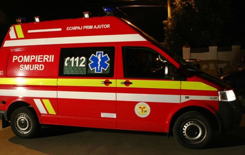 ACCIDENT ÎNGROZITOR LA GALAŢI! Capul unui bărbat a ajuns în POALA UNEI FEMEI, pasageră în maşina care l-a ucis! 