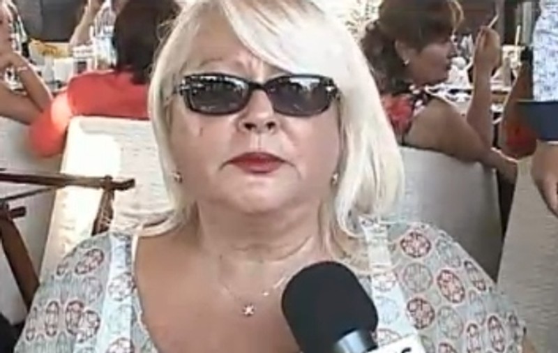 Mirabela Dauer, aproape de leşin după ce prietenii i-au făcut o surpriză de ziua ei