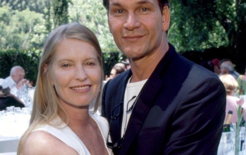 Soţia lui Patrick Swayze îi trimite sms-uri actorului mort