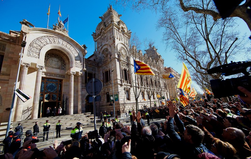 Manifestație în Barcelona, unde a început procesul fostului lider al Cataluniei