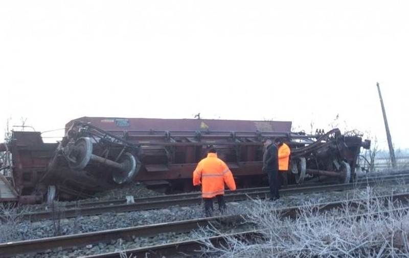 Tren deraiat! Circulaţia feroviară este blocată între Jibou şi Dej