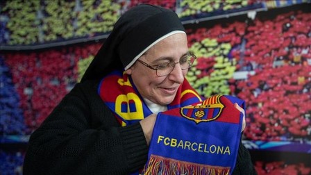 Lucia Caram, în redacția cotidianului Sport. (FOTO: DAVID RAMÍREZ)