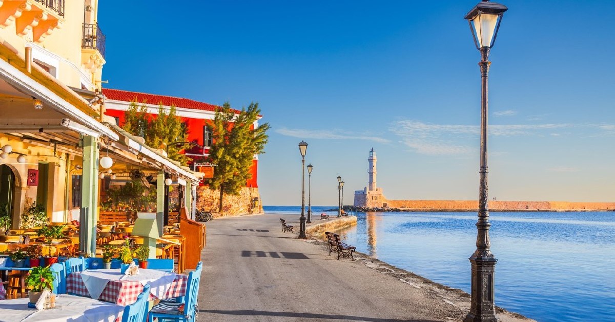 Chania, Creta - Grecia. Răsărit de soare deasupra portului venețian în vechea Xania