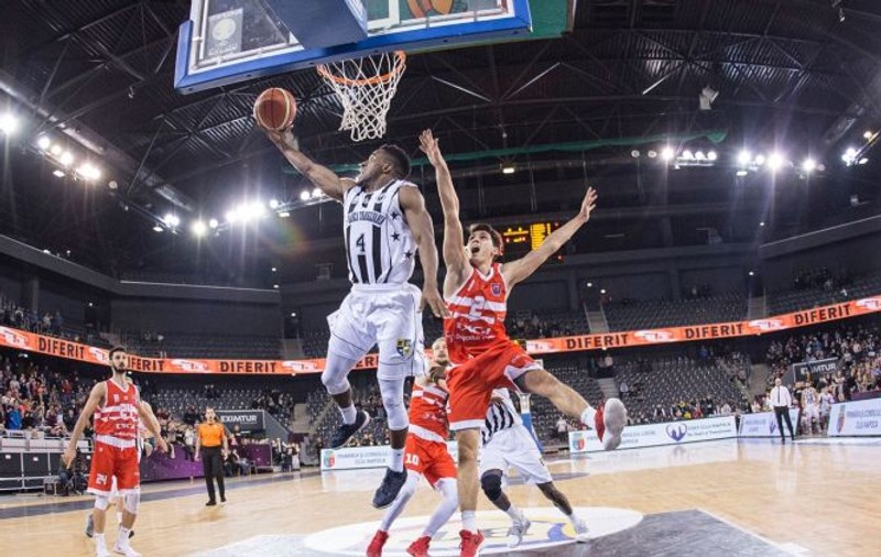 Victorie dramatică pentru U-BT Cluj-Napoca în Cipru, în FIBA Europe Cup la baschet masculin