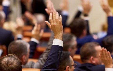 Admiterea separată la liceu a fost eliminată în Parlament. Elevii de-a VIII-a vor susține, ca și până acum, doar Evaluarea Națională. Foto: Shutterstock
