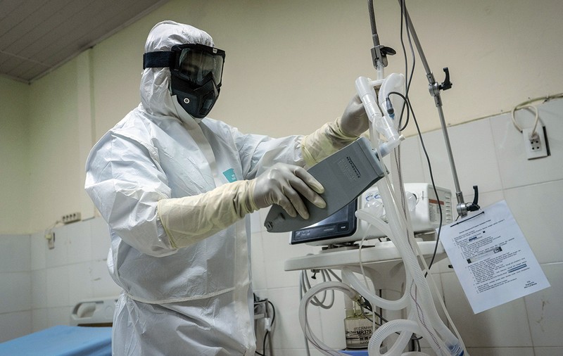 Mituri despre coronavirus spulberate de OMS: Usturoiul nu te protejează de virus