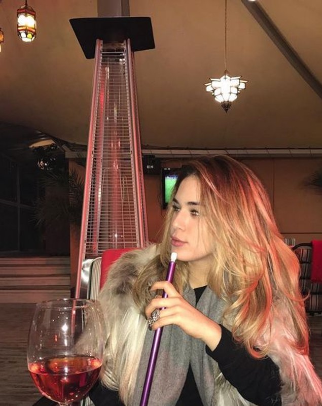 Fiica lui Ion Țiriac e mai ceva ca un model, dar vrea să se facă jurnalistă. Cele mai frumoase ipostaze cu Ioana | FOTO