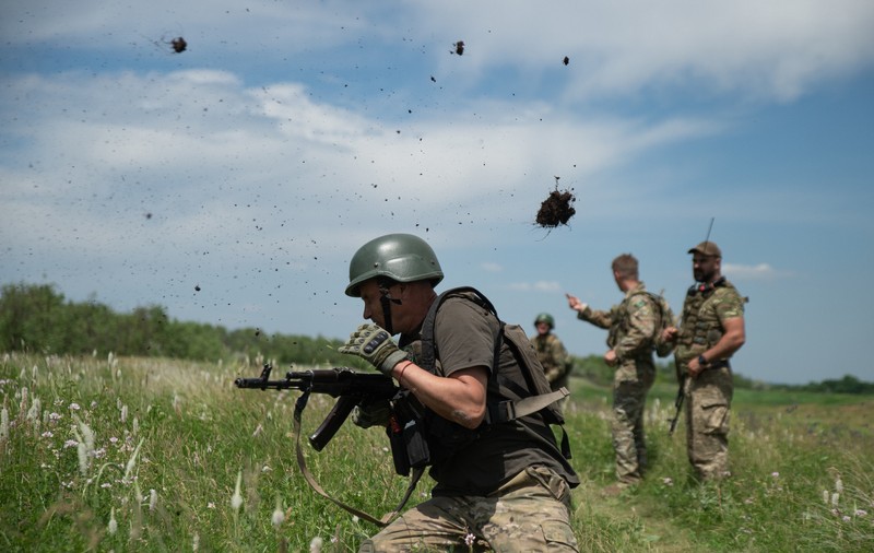 Război în Ucraina, ziua 474 | Lupte intense în Doneţk şi Zaporojie. Armata ucraineană anunță că a recucerit mai multe sate după lansarea contraofensivei