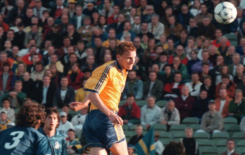 Kennet Andersson, călăul naţionalei de fotbal a României de la World Cup '94, este campionul Suediei la veterani, la săritura în înălţime / VIDEO