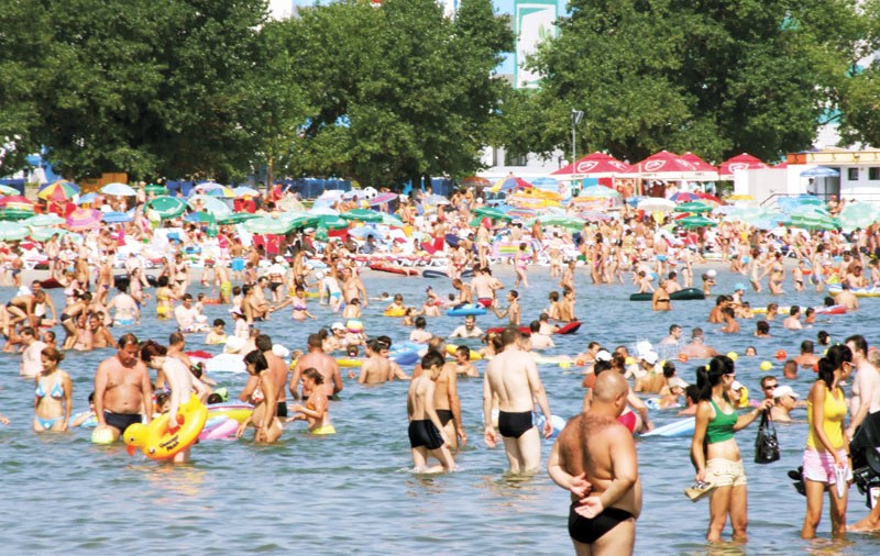 Au dat năvală la mare