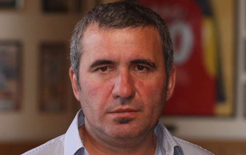 Hagi: "Este o mizerie ce i se întâmplă lui Popescu"