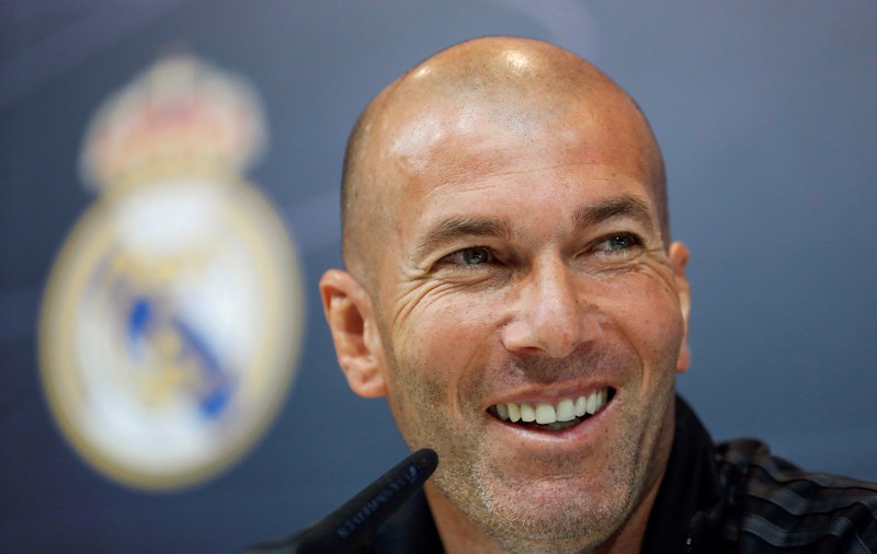 Zinedine Zidane a semnat un contract pe 3 ani cu Real Madrid. Ce buget uriaș i s-a promis