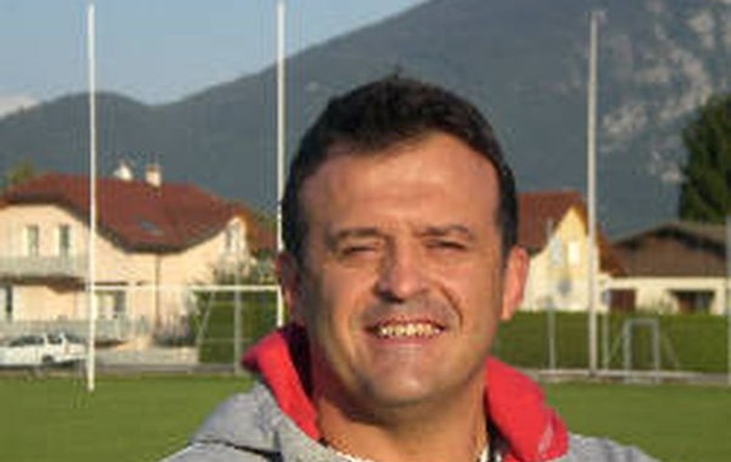Teo, te bagi la rugby? Presupusul iubit al vedetei antrenează și, uneori, mai și joacă la formația Meythet Rugby Club