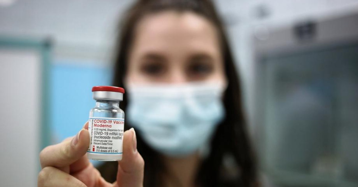 O nouă tranșă de vaccin Moderna va ajunge vineri în România