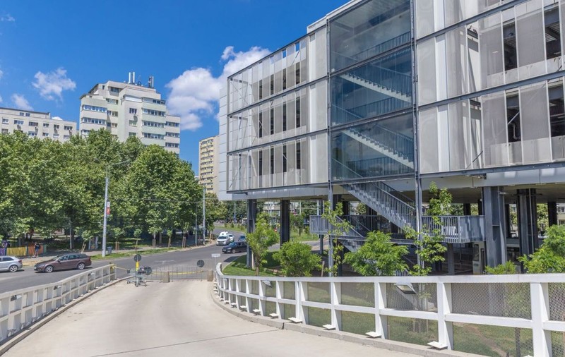 Cât plătesc șoferii la Park&Ride Pantelimon. Parcarea construită de Primăria București se poate folosi de la 1 iulie
