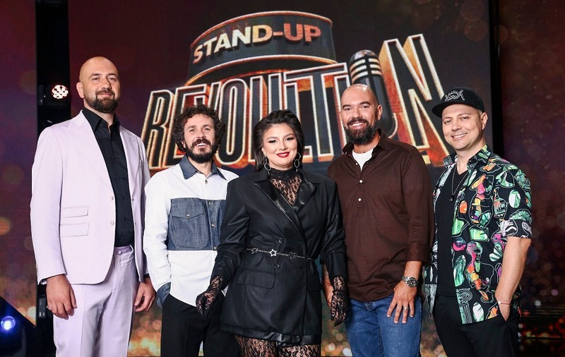 Ce se întâmplă în prima ediție de la „Stand-Up Revolution”, sezonul 2: „Deja începeau jocurile de culise, dacă îmi permiteți să zic”