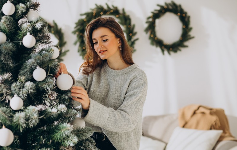De ce sunt brazii artificiali vedete ale decorurilor festive în acest an?