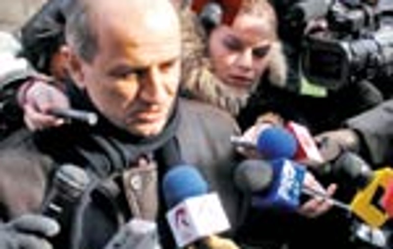Copos spera sa scape intr-o saptamana