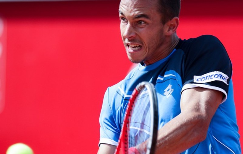 EMOŢIONANT! LUKAS ROSOL a câştigat turneul ATP de la BUCUREŞTI şi i-a dedicat trofeul tatălui său, care a murit acum 10 zile
