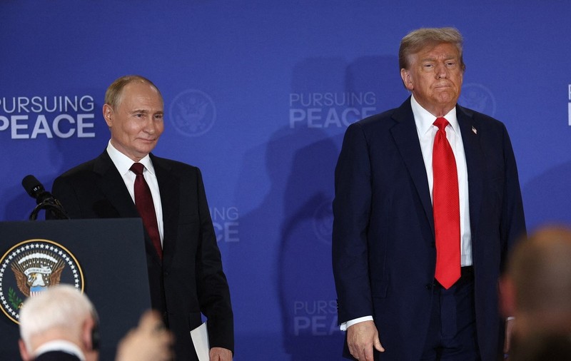 Momente esențiale și concluzii după summitul Trump - Putin: „A întins covorul roșu și a primit puțin în schimb”