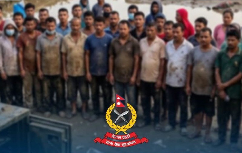 29 de oameni au spart seifurile luate de inundații și au furat peste 50.000 de euro, în Nepal: „Au fost arestați!”