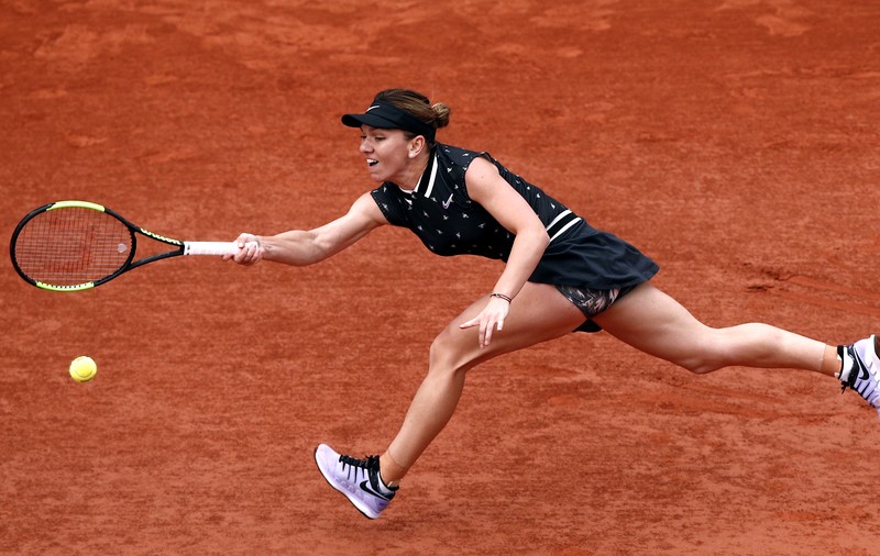 Simona Halep, eliminată de Amanda Anisimova în sferturile de la Roland Garros. Simo coboară pe locul 8