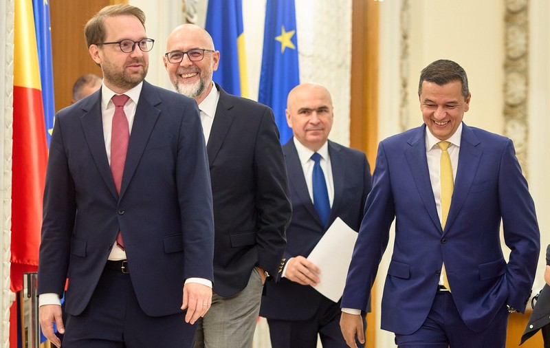 Încă o reformă blocată în coaliție: comasările de instituții au rămas o vorbă-n vânt, partidele își numesc sinecuriști în fruntea lor. „Fiecare vrea să comaseze de la ceilalți”