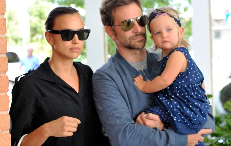 Relația lui Bradley Cooper și Irina Shayk atârnă de un fir de păr. Doar fetița lor îi mai ține împreună