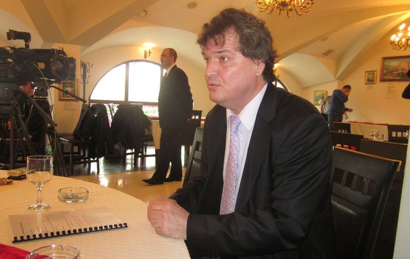 Sorin Răducanu se luptă cu "sistemul SS"