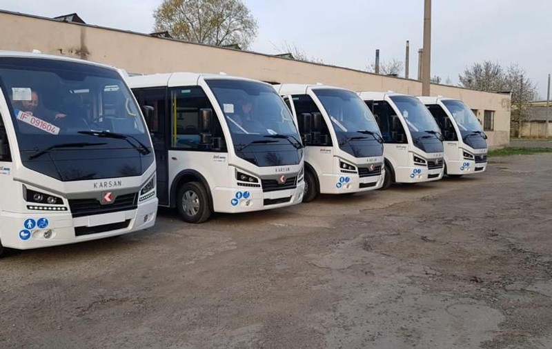 Autobuzele electrice din Suceava scad preţul biletelor la transportul local. Pensionarii vor călători gratuit