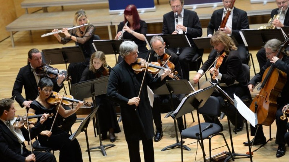 Orchestra Johann Strauss Ensemble va concerta la Buzău pe 18 decembrie