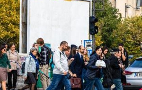 Câți bani în plus la pensie primesc românii pentru anii de facultate