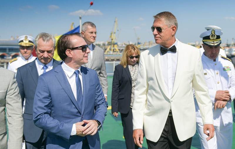 Iohannis și Cîțu, prima discuție în public după scandalul din trecutul premierului