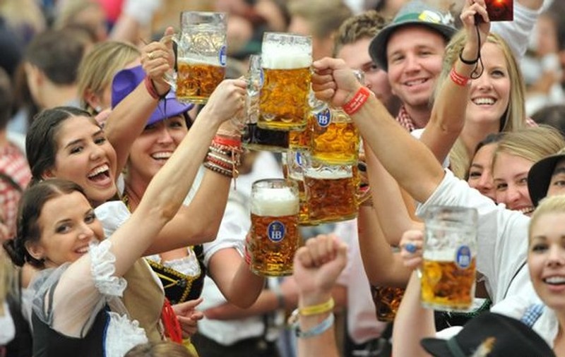 Nu prea a mai curs berea! Declin semnificativ al numărului de vizitatori la Oktoberfest