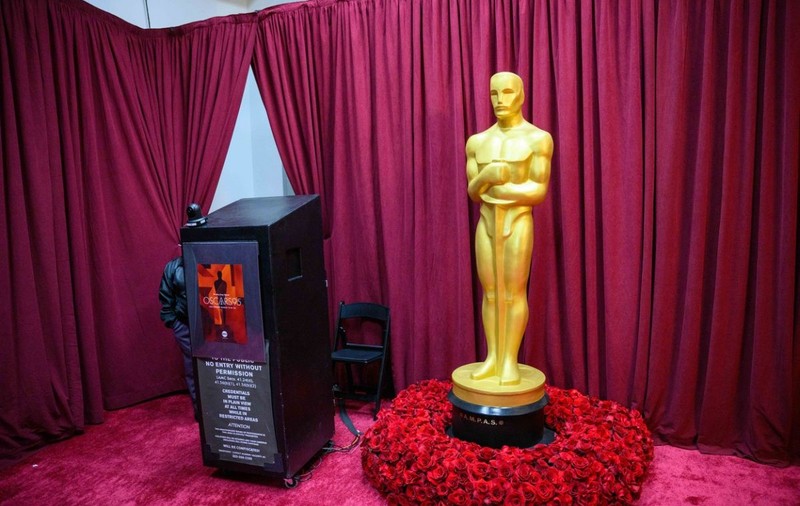 Covorul pe care vor defila vedetele la premiile Oscar nu va mai fi roșu, o premieră în ultimii 62 de ani
