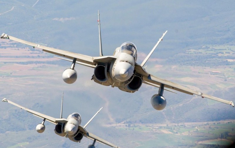 De ce nu impune NATO o zonă de excludere aeriană în Ucraina, în ciuda cererilor repetate ale lui Zelenski