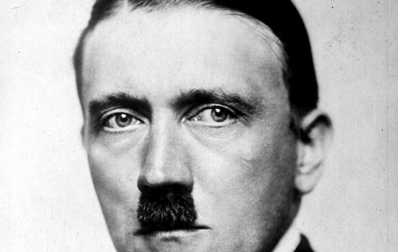 Azi se împlinesc 70 de ani de când S-A SINUCIS Hitler! Ce s-a întâmplat cu rudele lui Hitler