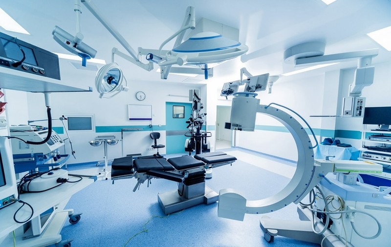 Transplant în premieră în țară, la Spitalul Colentina: „O pacientă a primit șansa de a-și folosi din nou brațul drept”