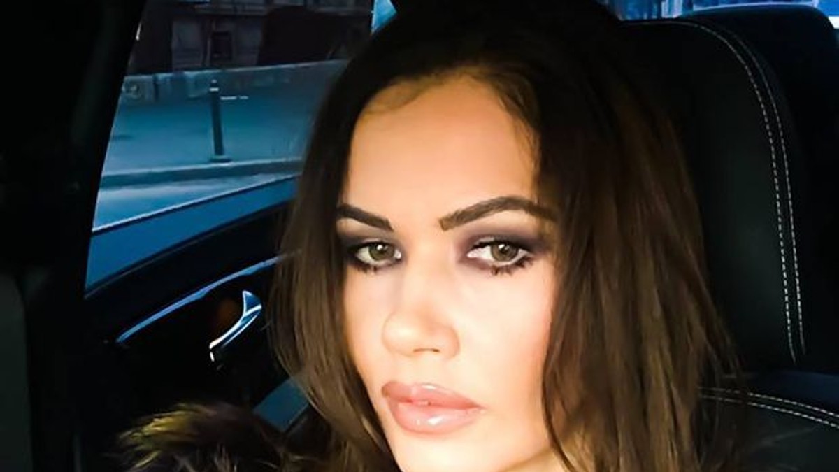 Oana Zăvoranu și-a decorat casa cu 100.000 de beculețe