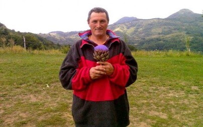 Ardelean Fărcaș conducea din 1997 un centru de meditație în localitatea Brad din Hunedoara
