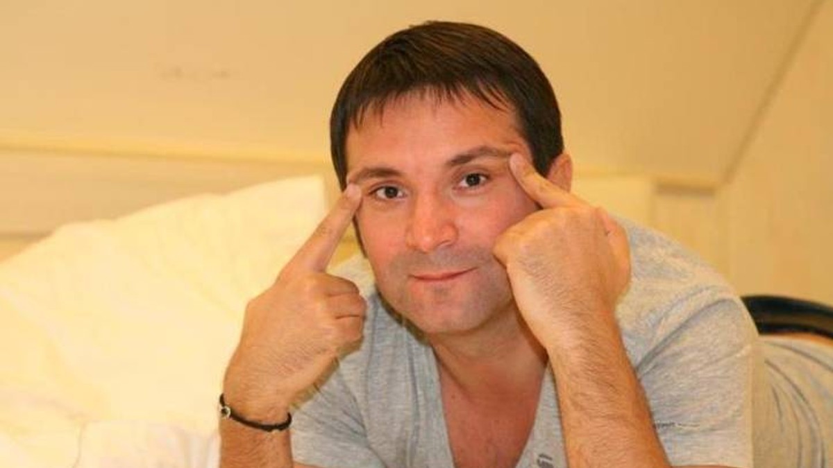 Daniel Buzdugan l-a șocat pe un taximetrist. Șoferul înjura, el... se ruga
