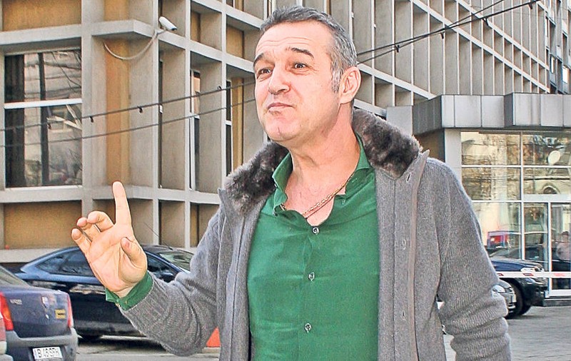 Gigi Becali, SCOS DIN ÎNCHISOARE pentru a fi dus la medic