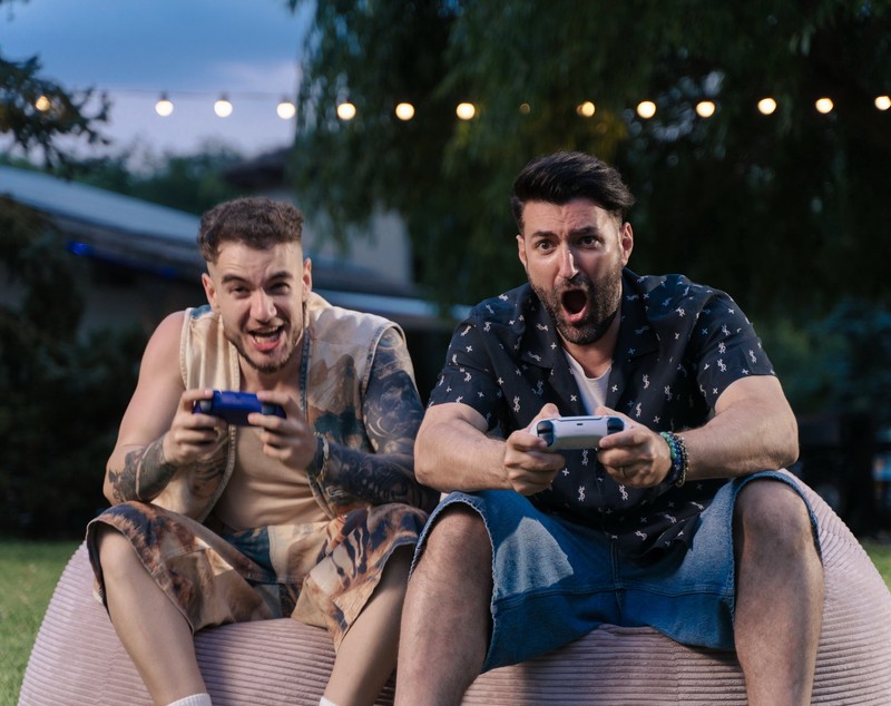 Povestea piesei lansate de Smiley și Theo Zeciu. „Toată nebunia a început în martie 2023. M-a sunat în timpul live-ului”