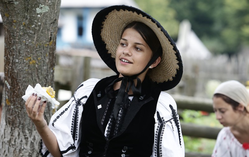FOTO & VIDEO / Imagini spectaculoase de la Târgul creatorilor populari, la Muzeul Astra din Sibiu