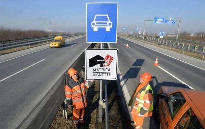 Atenționare de călătorie în Ungaria, emisă de MAE. Sistemul de plată a vinietei nu va fi disponibil în week-end
