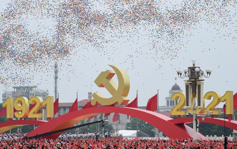 Pompă și propagandă la centenarul Partidului Comunist din China: Xi Jinping lansează un avertisment dur pentru adversarii Beijingului