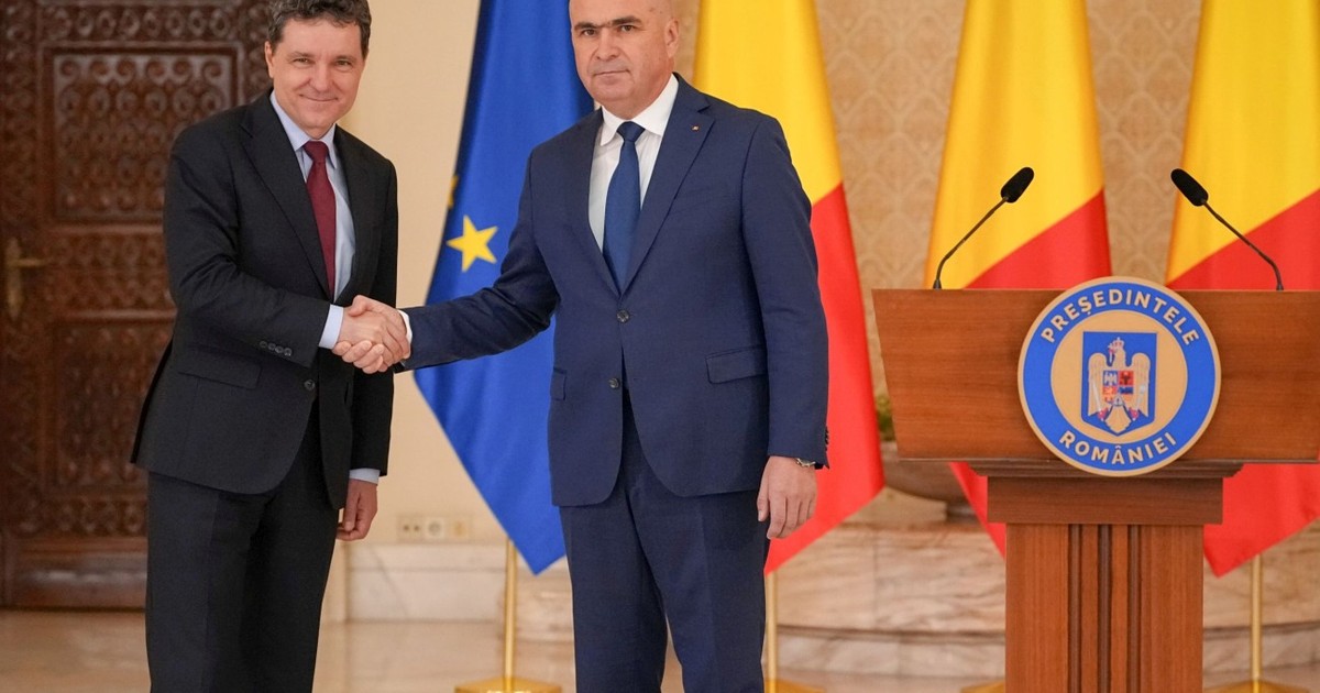 Nicușor Dan l-a numit premier pe Ilie Bolojan în iunie 2025, la o lună după alegerile prezidențiale câștigate de Nicușor Dan în fața lui George Simion
