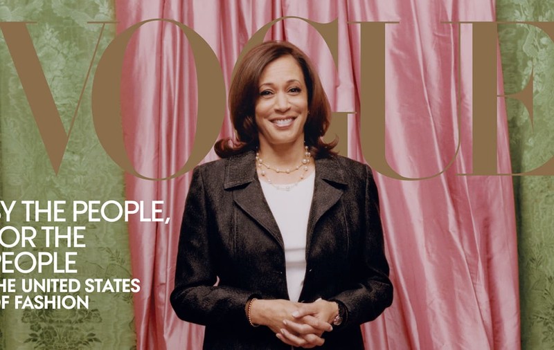 Revista Vogue, criticată pentru coperta lipsită de strălucire cu Kamala Harris. Acuzații că i-ar fi „albit pielea