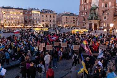 Sute de oameni au participat la manifestația anti-război din Cracovia